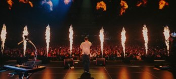 ニコ・サントス、アリーナツアー26