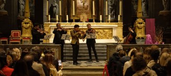 Großes Konzert traditioneller Weihnachtslieder