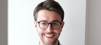 プラハの春デビュー