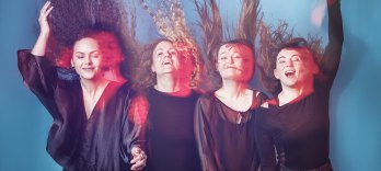 Hals, Alpha Trianguli und Mel*E