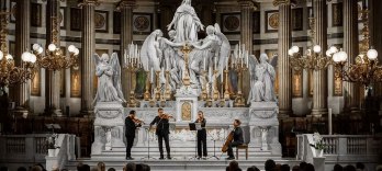 Die vollständigen Vier Jahreszeiten von Vivaldi, Eine kleine Nachtmusik von Mozart