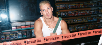 フェリックス・ロブレヒト、セル・アウト