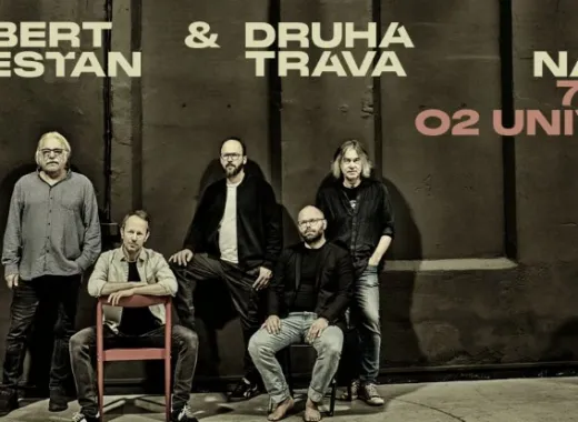 Robert Křesťan and Druhá tráva, 35 years on stage