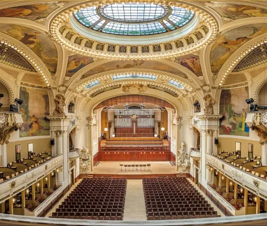 Strauss, Mozart, Dvorak e l´opera con balletto